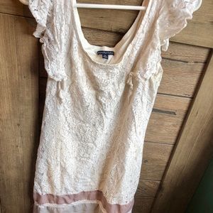 White, fitted lace dress